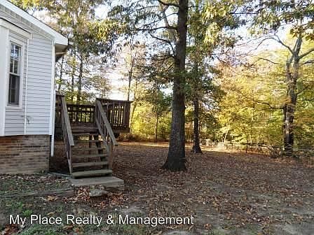 3rd image of 1558 Mary Beth Ln