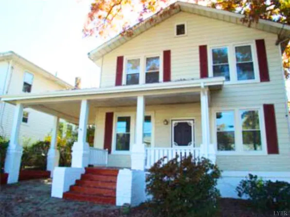 305 Oakridge Blvd, Lynchburg, VA 24502