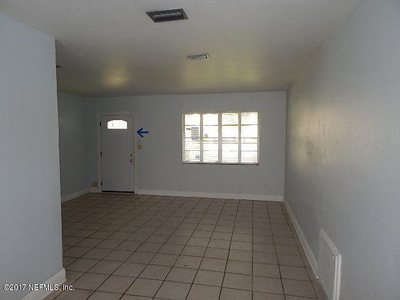 2nd image of 3007 Belair Ct