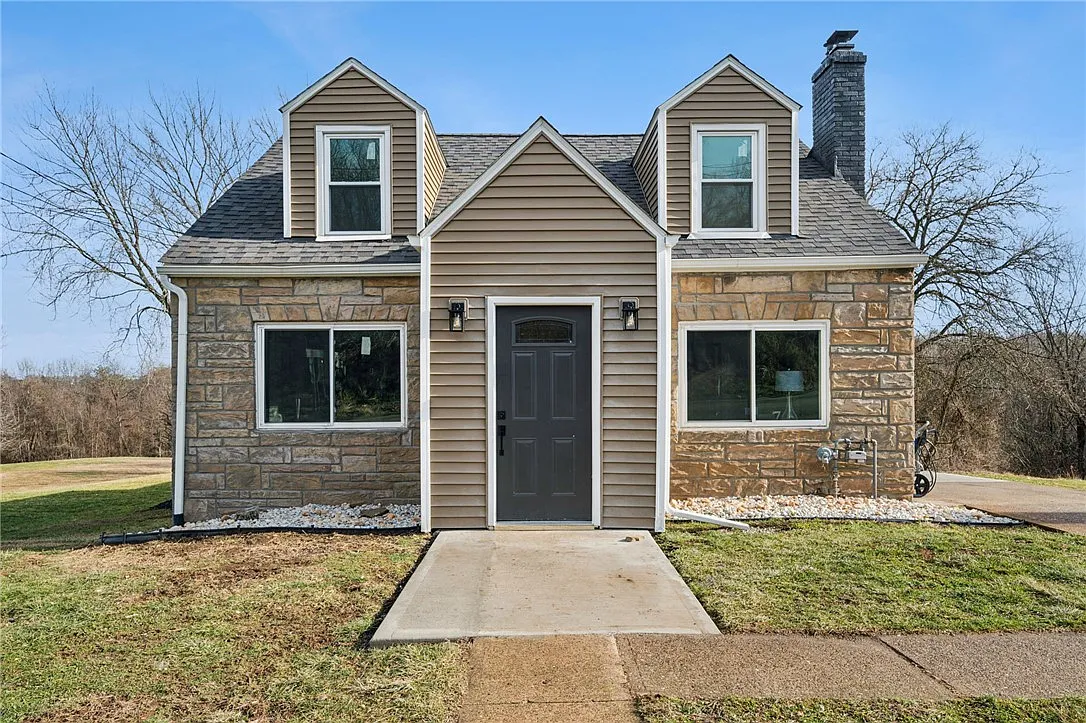 3230 Brodhead Rd photo 1
