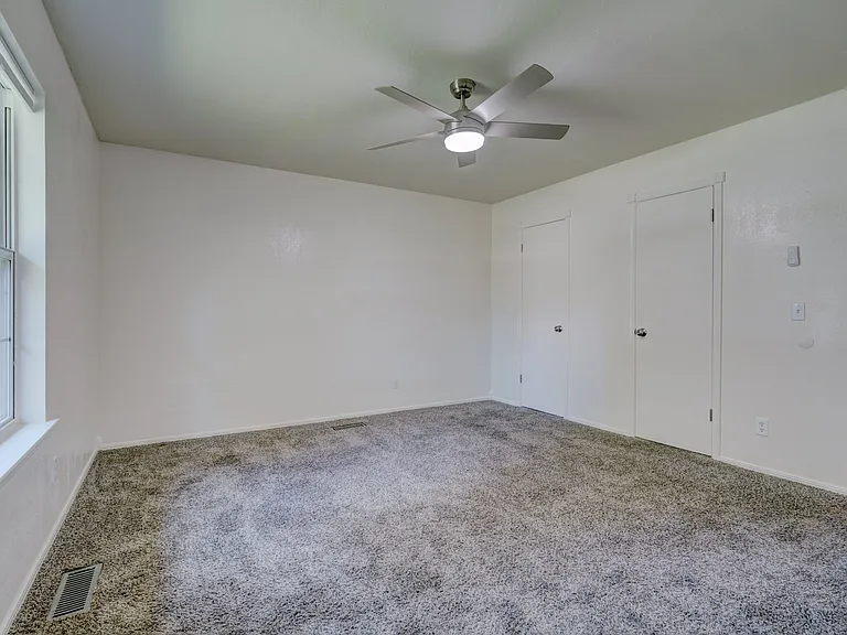 8916 Kenny Cir — Photo 11