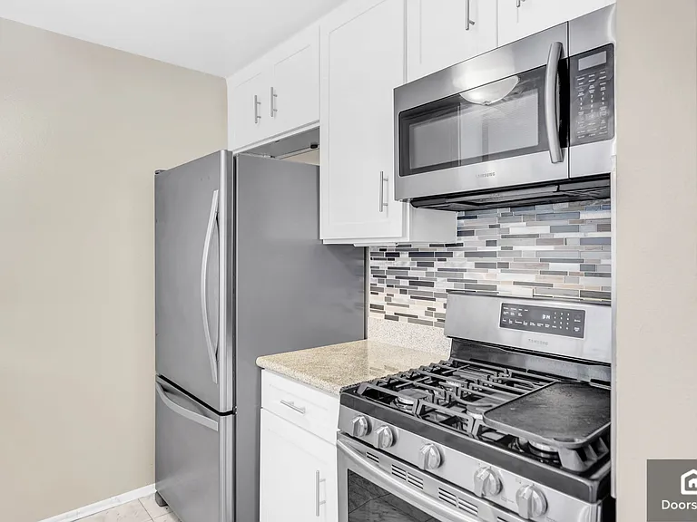 18645 Hatteras St #146 — Photo 9