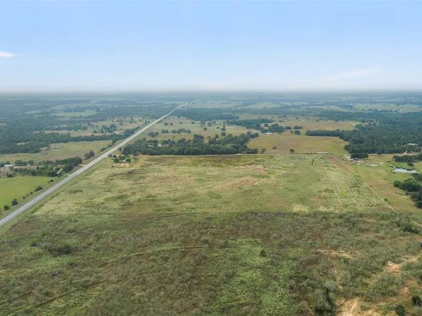 460 County Road 313, Rockdale, TX 76567