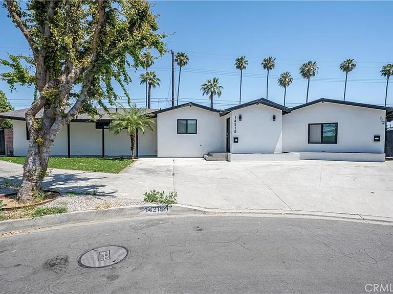 14215 Ragus St — Photo 1