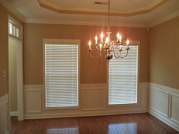 3rd image of 1634 Spring Oak Ln