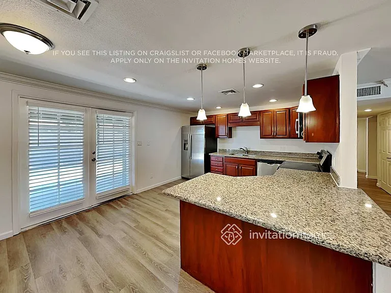 14256 N 37th Way — Photo 7