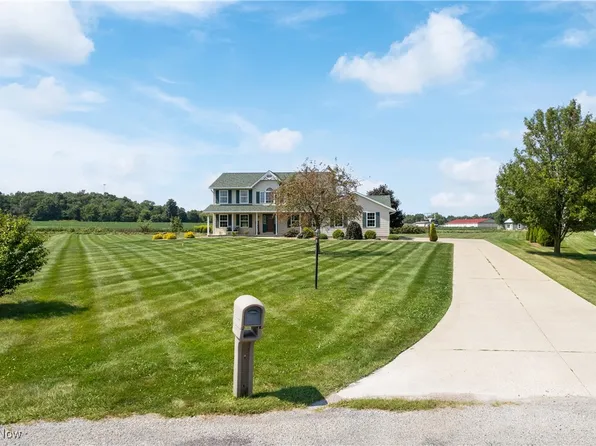 8148 Swartz Cir, Apple Creek, OH 44606