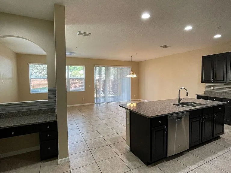 1045 Palma Verde Pl — Photo 6