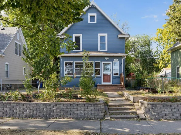 779 Fry St, Saint Paul, MN 55104
