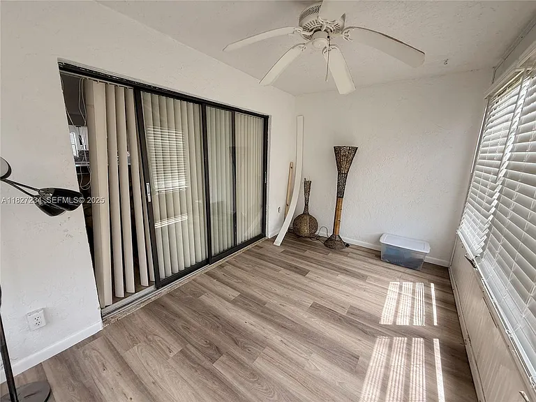 9355 SW 8th St #402 — Photo 12