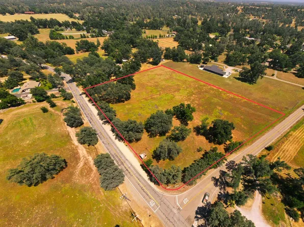 44 Old Dr, Millville, CA 96062