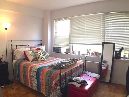 Rented by R New York | media 59