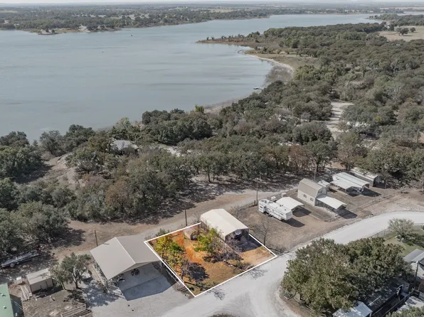 357 Discovery Bay Rd, Comanche, TX 76442