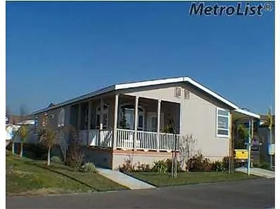 1386 Queen Way #23 photo 1