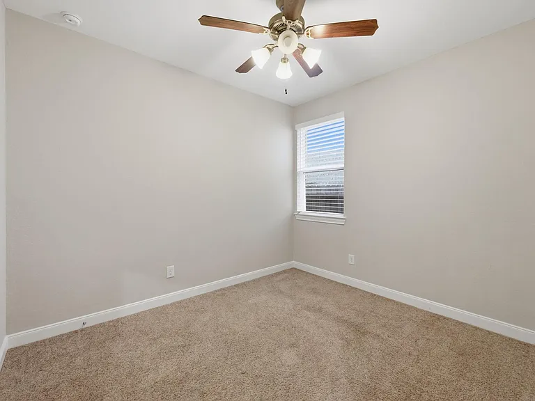 24230 Prairie Glen Ln — Photo 22