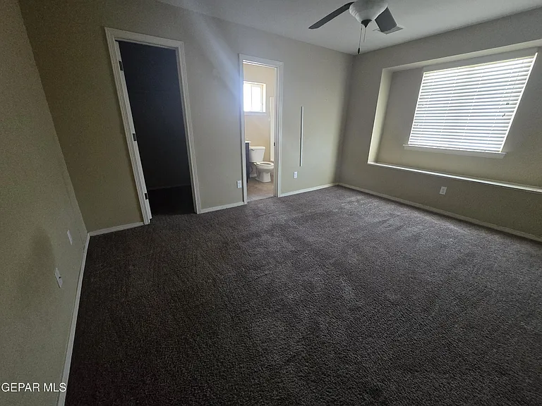 808 Ballard Shapleigh Pl — Photo 11