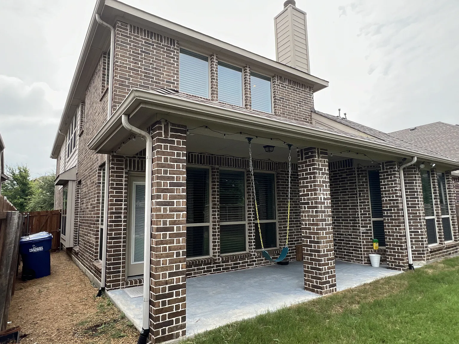 4 bed, 3.5 bath, 3458 sqft, $3,295 — Photo 3
