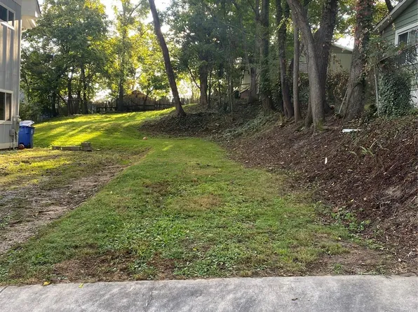 77 Tremont St, Asheville, NC 28806