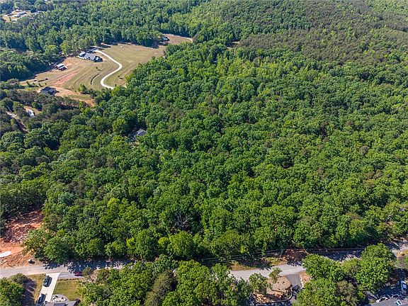 4th image of 611 Packs Mountain Ridge Rd
