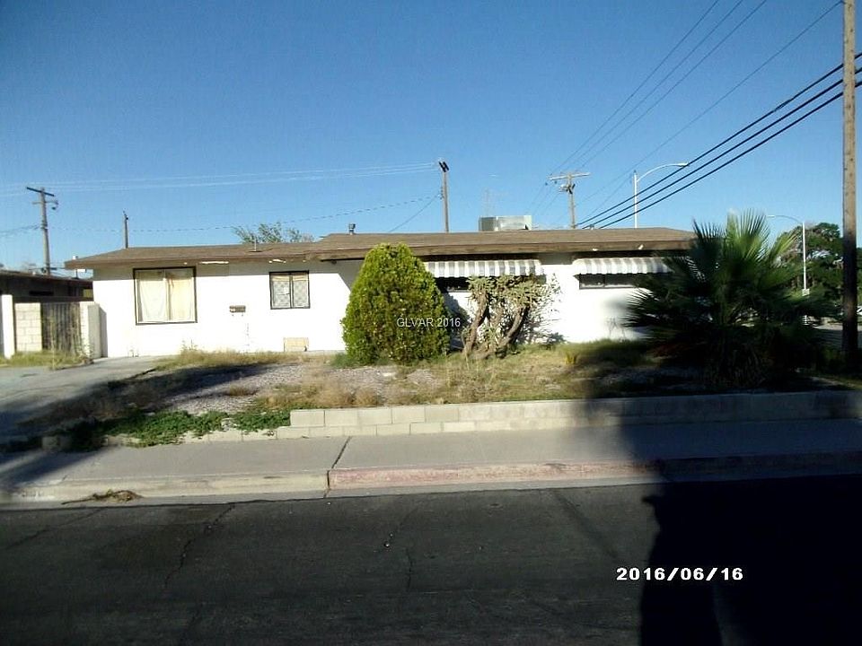 1st image of 900 Baker Ave