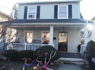 1522 Holly Rd, Dunmore, PA 18509