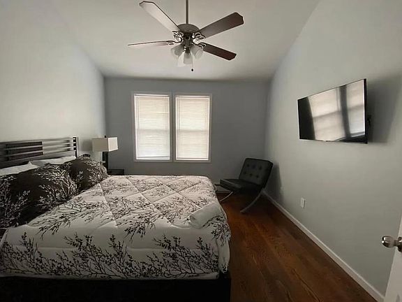 2nd image of 355 Cheves Ave #3