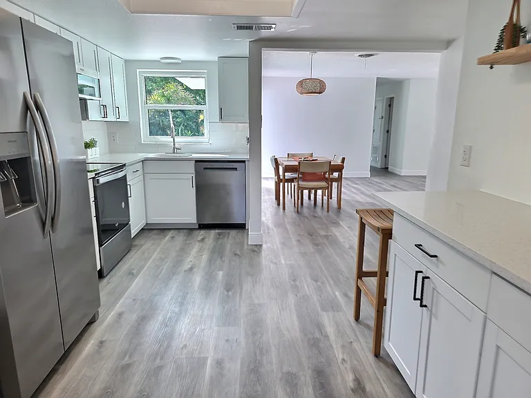 440 3rd Ave — Photo 3