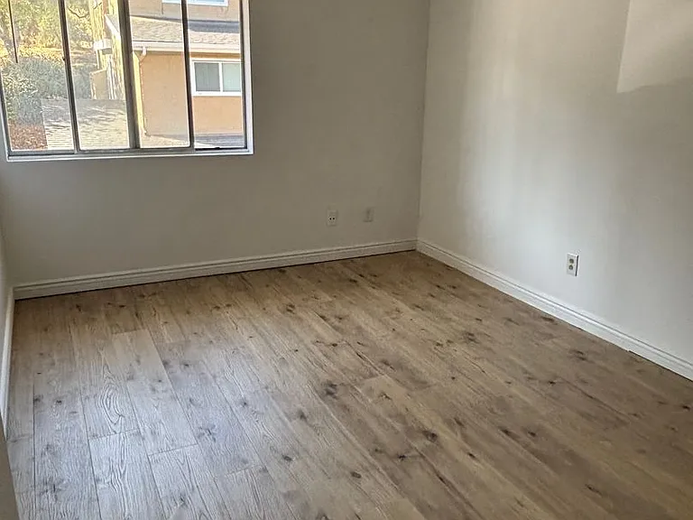 4220 Vista Del Rio Way #4 — Photo 10