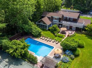 20 Belvedere Dr, Syosset, NY 11791