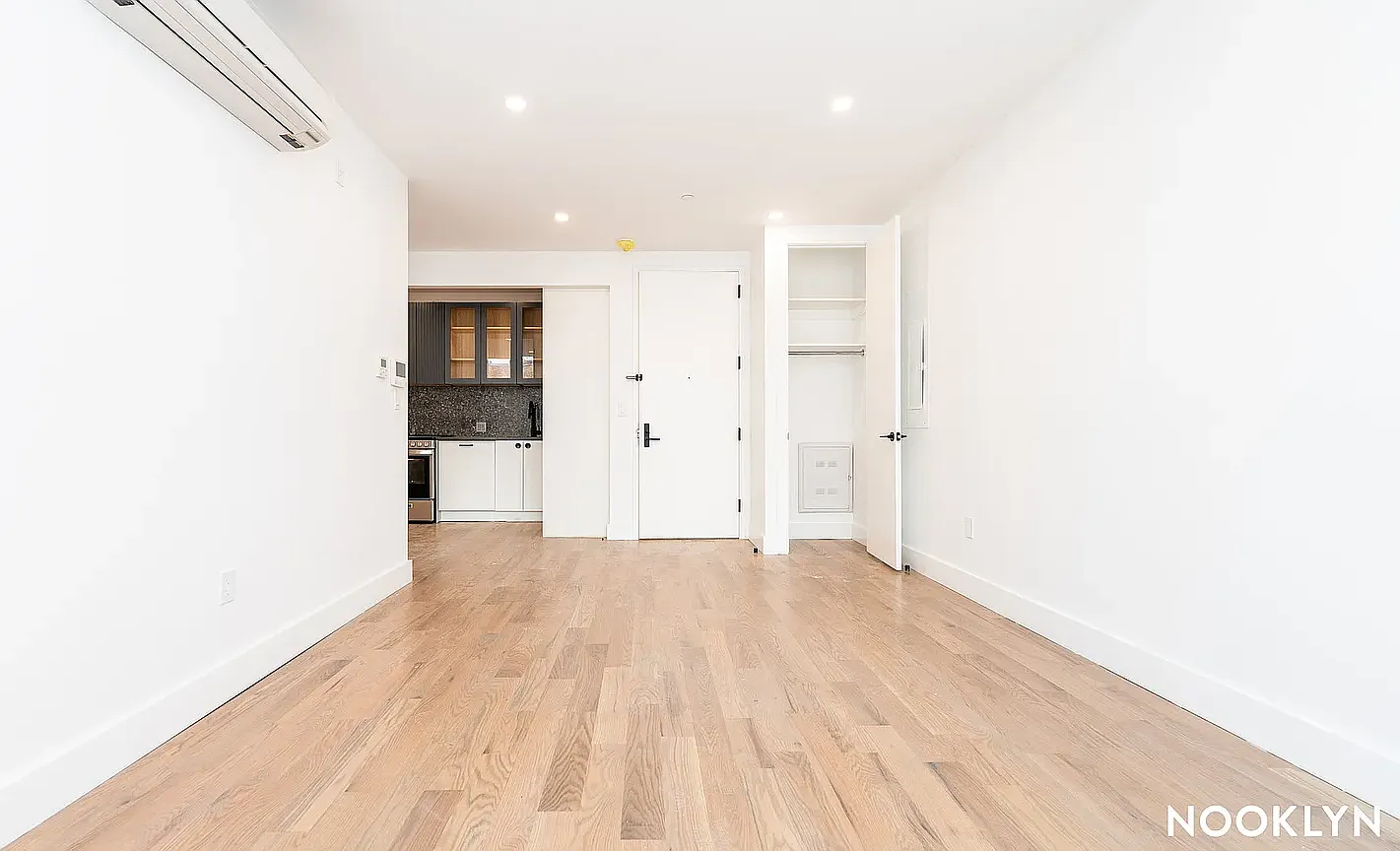 228 North 7th Street — Photo 3