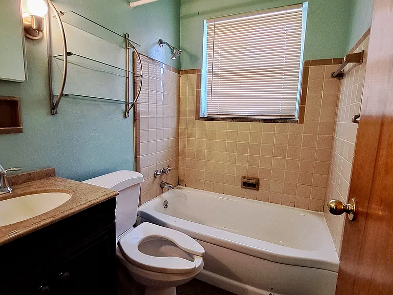 62 Bennington Dr #3 — Photo 6