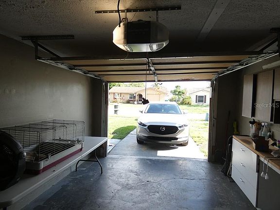 2nd image of 6705 ALBEMARLE PARKWAY