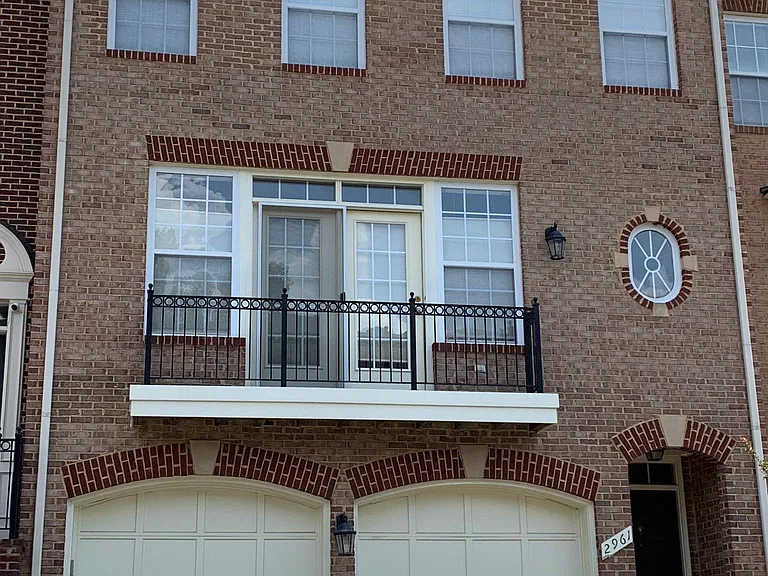 2961 Thompson Park Ln — Photo 1
