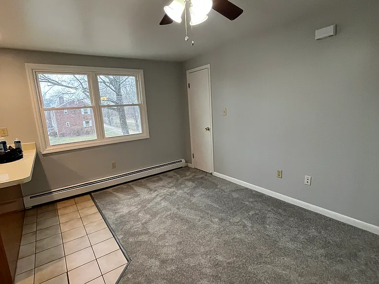 30B Carolyn Ter — Photo 10