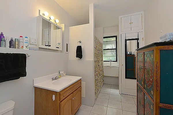 Rented by Susan Finkel, LREB | media 27