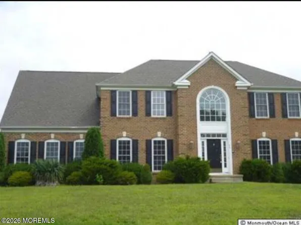 10 Nicole Court, Freehold, NJ 07728