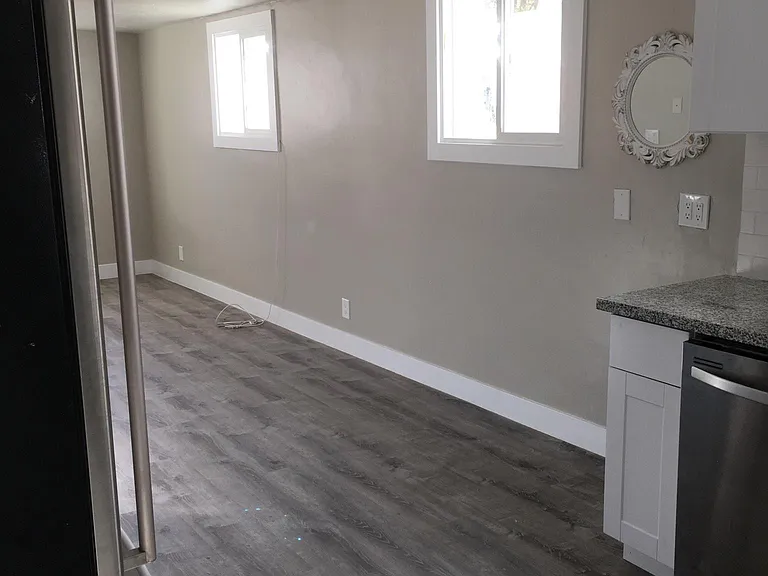 2460 S 400 E #DOWNSTAIRS — Photo 6