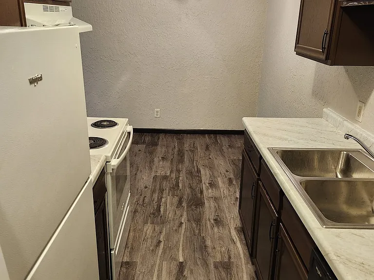 330 2nd Ave S #329 — Photo 2
