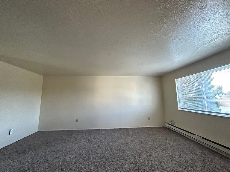 5105 Hawthorne — Photo 16