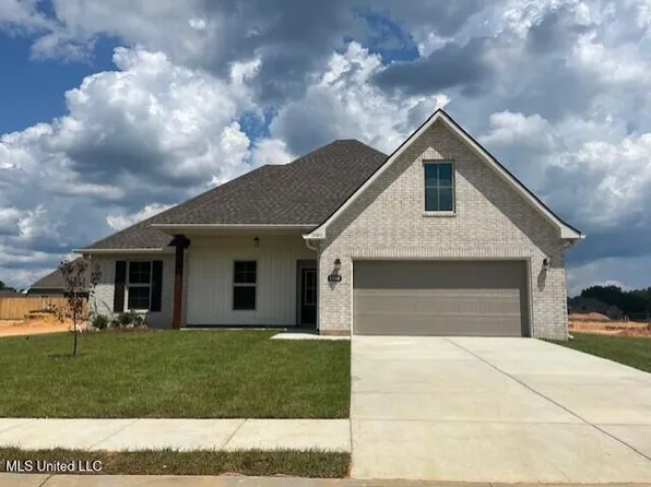 15101 High Point Dr, Gulfport, MS 39503
