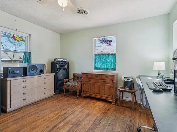 731 Roosevelt Ave, Carteret, NJ 07008