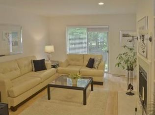 11 Sherwood Dr, Morristown, NJ 07960