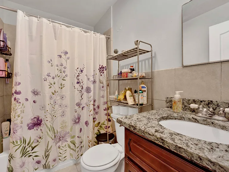 2456 N Hamlin Ave #3 — Photo 12