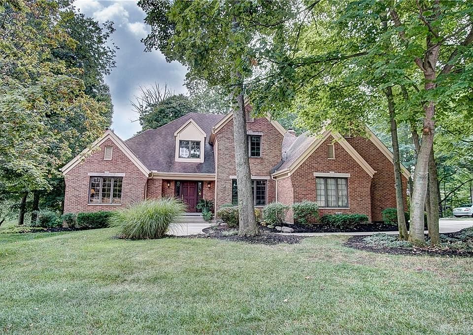 1st image of 6890 Vienna Woods Trl
