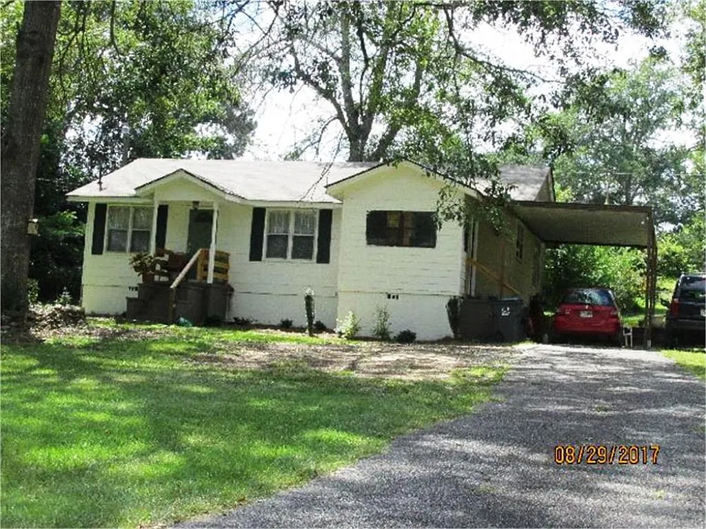 1275 Perry Dr photo 1