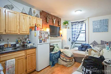 Rented by City Connections Realty