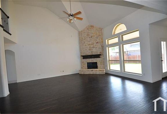 5th image of 12238 Willowgate Dr