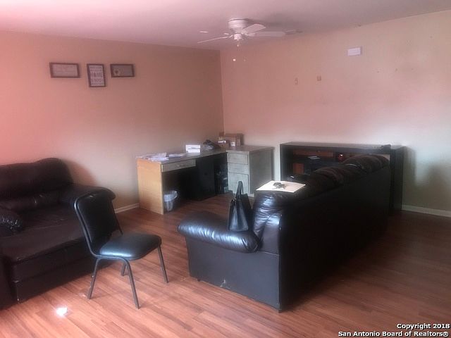 1st image of 278 Bundy St