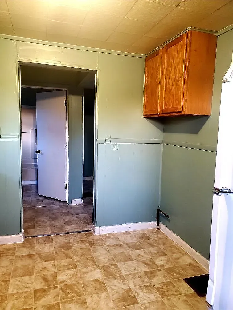 2231 Chase St — Photo 3