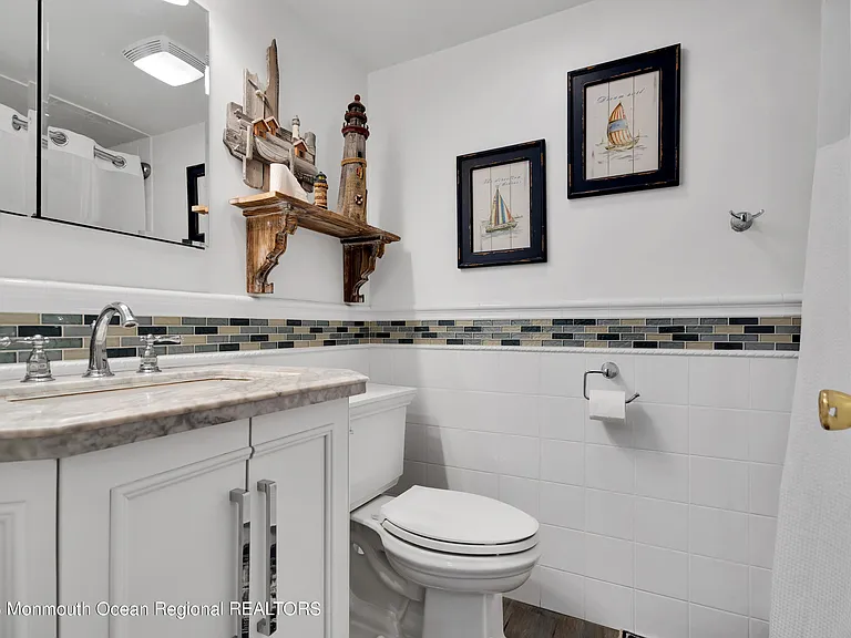 1812 Boulevard #11 — Photo 5